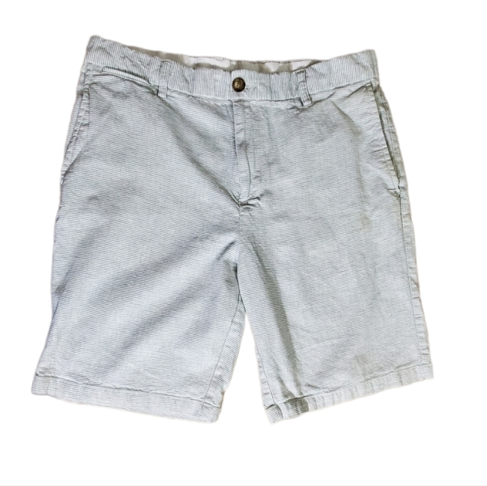 OLD NAVY ultimate slim striped shorts 34